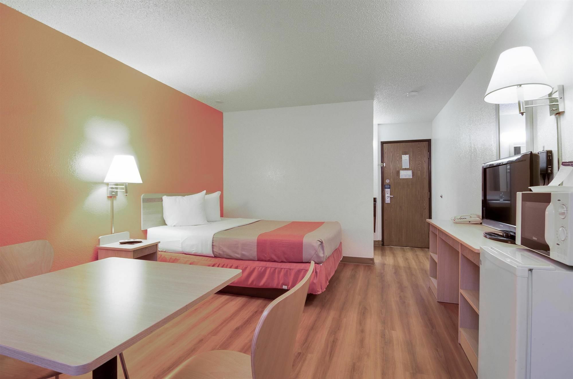Motel 6-Colby, Ks Kültér fotó